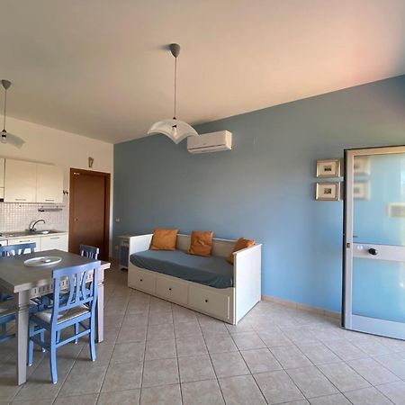 Ferienwohnung Mazze - Bilocale Con Posto Auto San Vincenzo Exterior foto